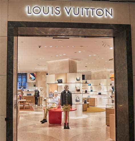 fotos de louis vuitton|louis vuitton spain website.